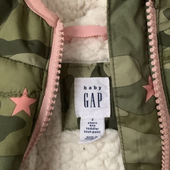 Baby GAP winter puffer jacket - Picture 5 of 8